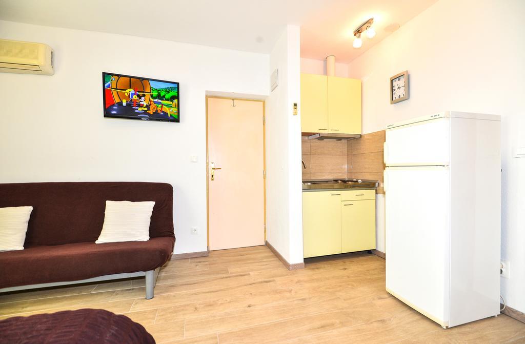 Apartments Sonja Tučepi Eksteriør billede