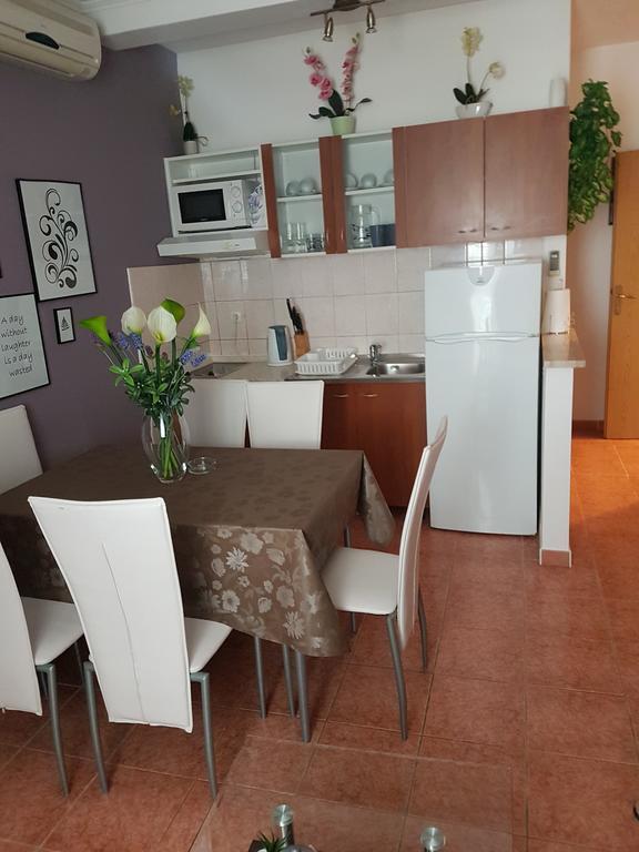 Apartments Sonja Tučepi Eksteriør billede